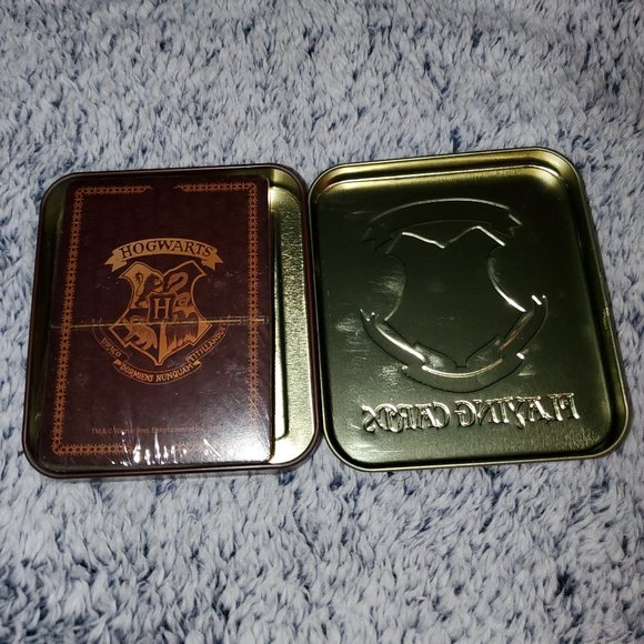 Paladone Harry Potter Playing Cards with Hogwarts House Crests in Tin, New - Picture 3 of 4